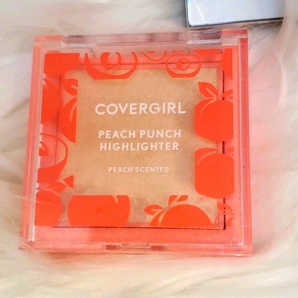 COVERGIRL MAKE-UP BUNDLE - Picture 4 of 7